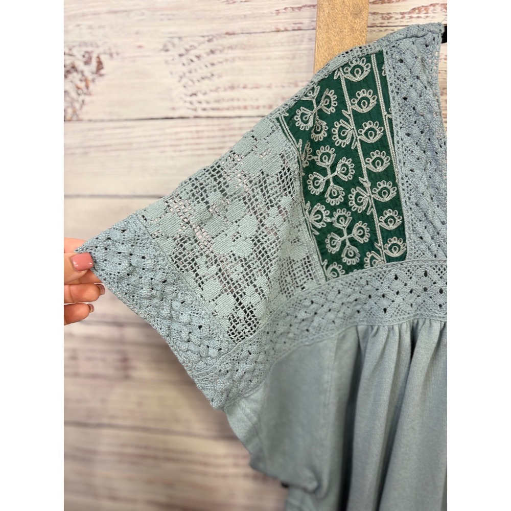 🪷 Free People Boho Crochet Lace Embroidered Prairie Days Top Blue/Green Medium 🪷 - Picture 6 of 13